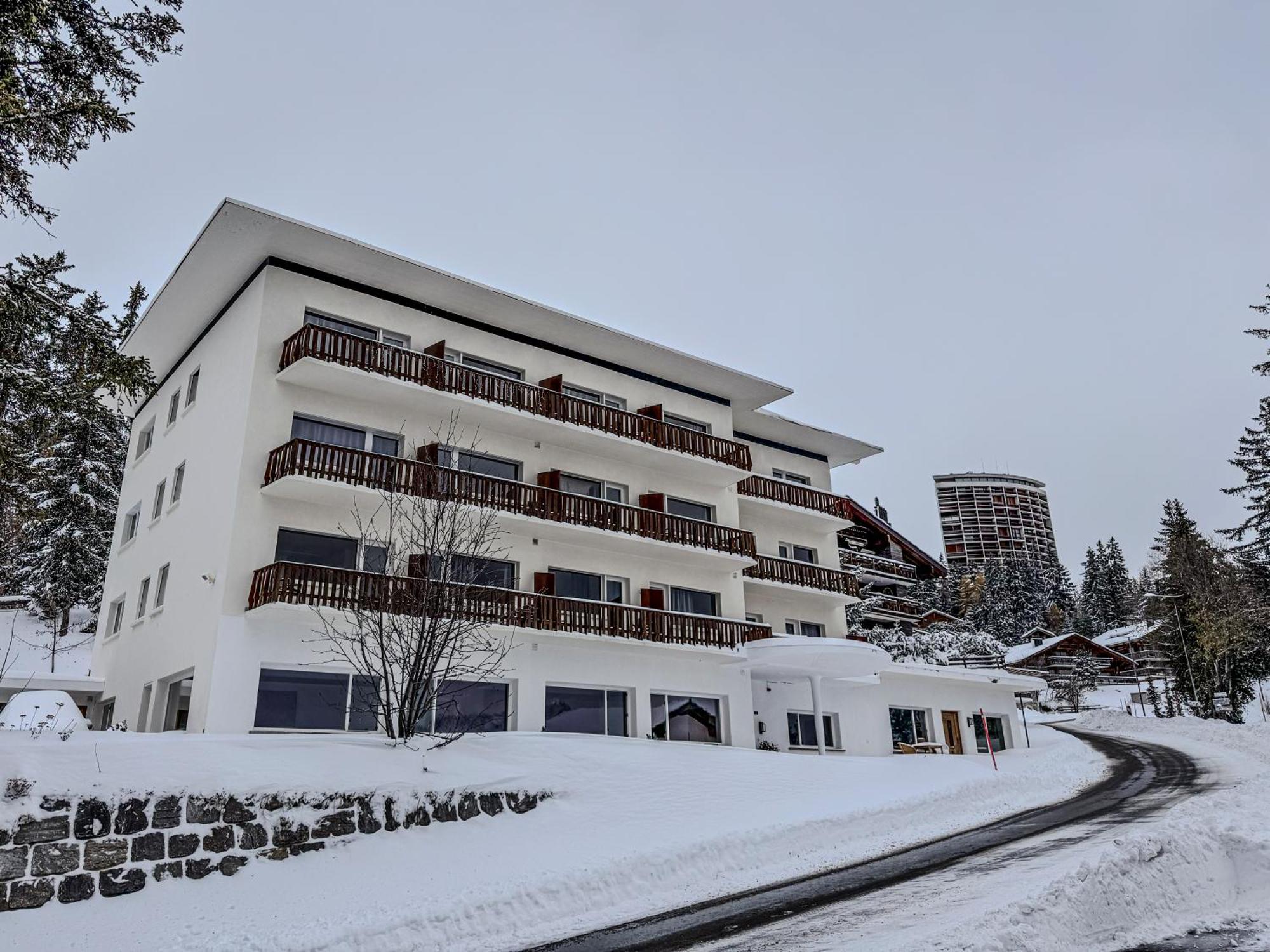 Crans Montana Suites ภายนอก รูปภาพ