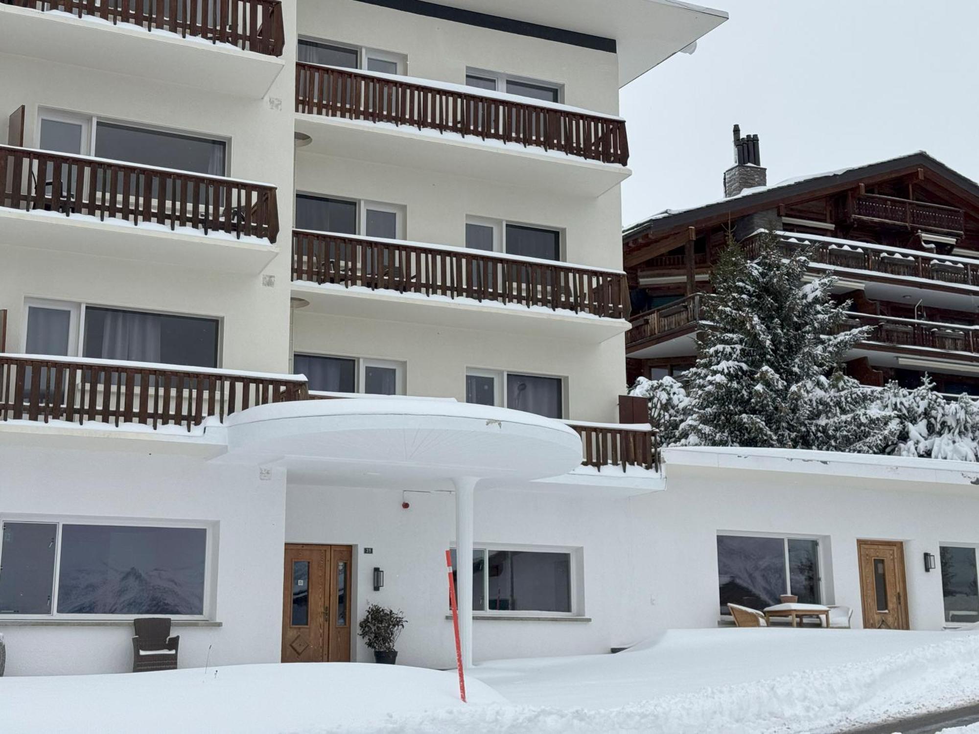 Crans Montana Suites ภายนอก รูปภาพ