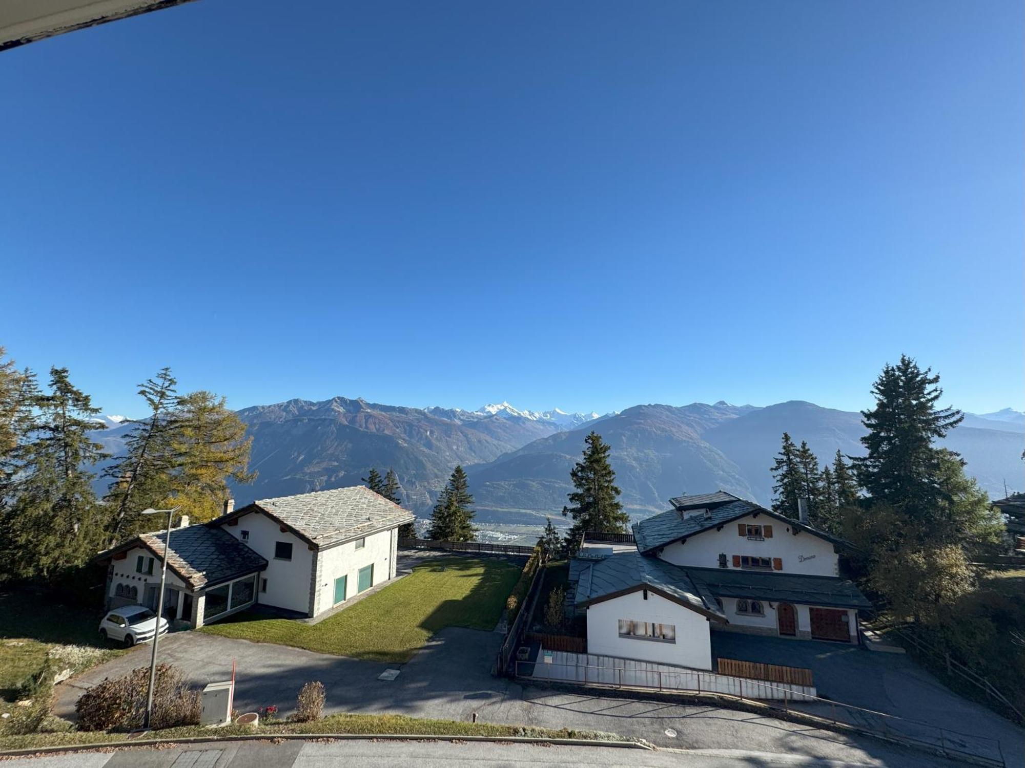 Crans Montana Suites ภายนอก รูปภาพ