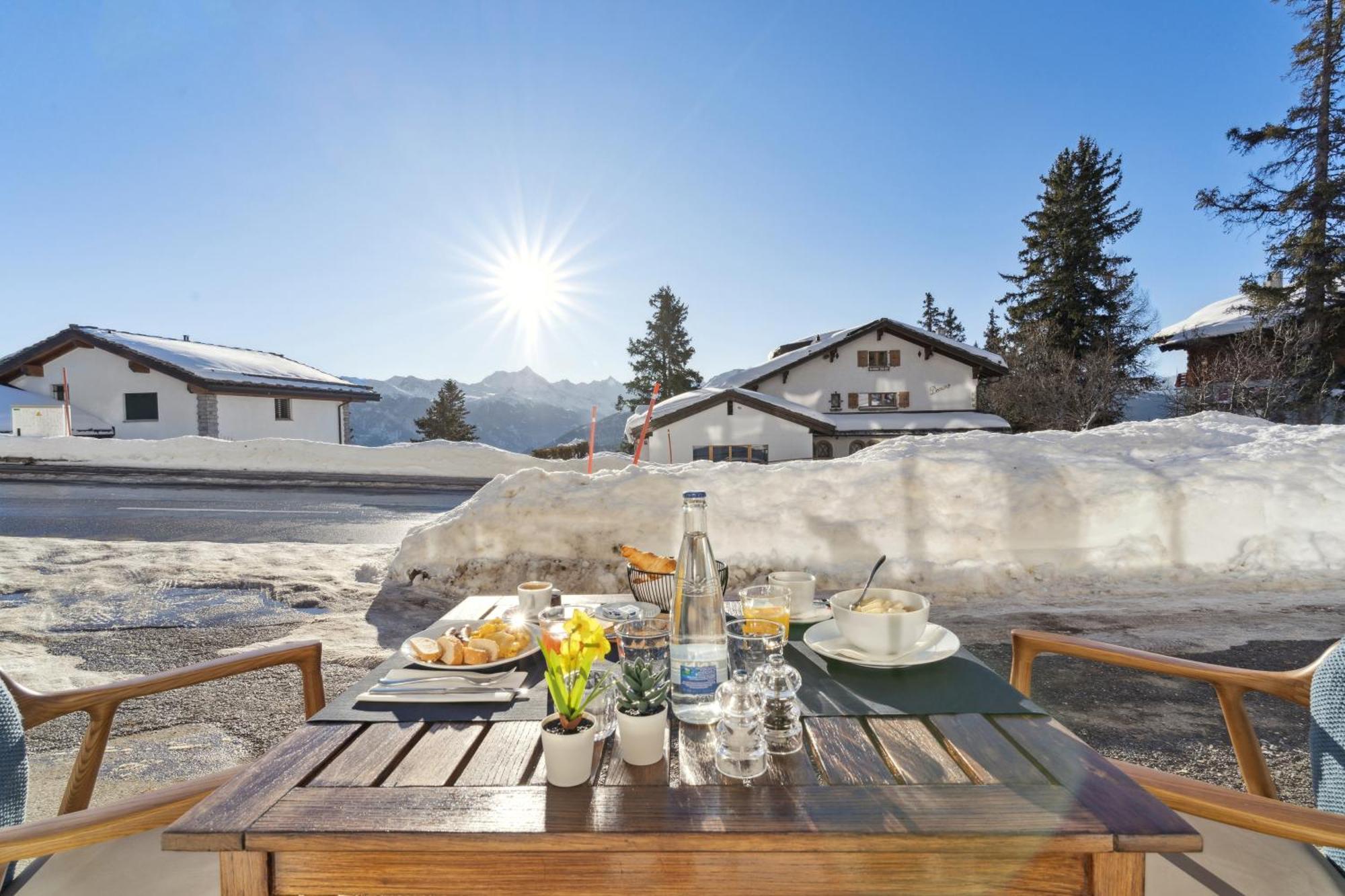 Crans Montana Suites ภายนอก รูปภาพ